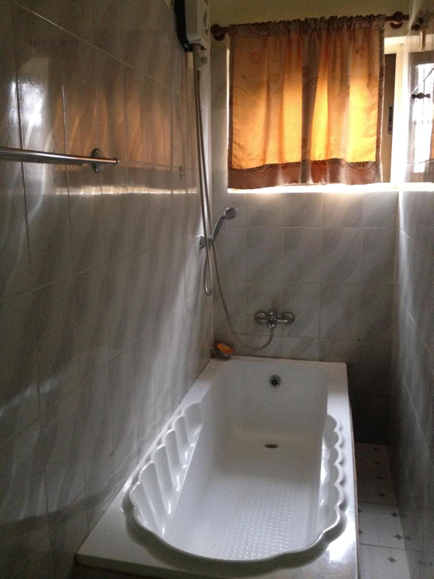 Hotel Francilia Cape Coast Dış mekan fotoğraf